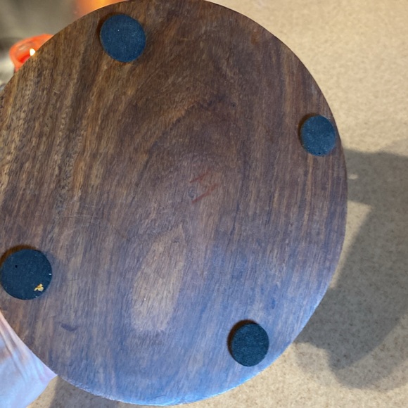 Hand crafted crochet hook wood holder. Like new. Tijarat Handicrafts 6.75 x 4.25 - Picture 4 of 4